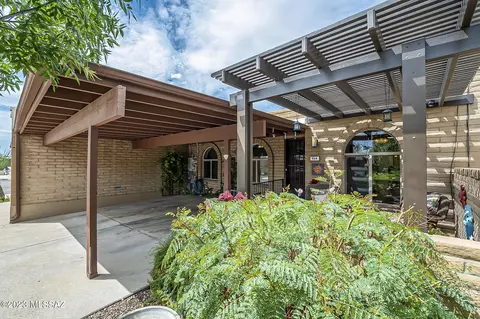 454 W Calle Lago, Tucson, AZ 85704