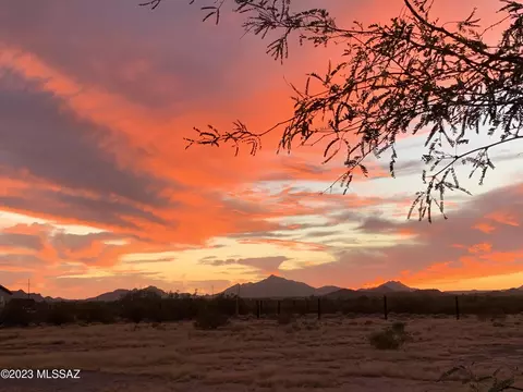 10495 N Derringer Rd, Marana, AZ 85653