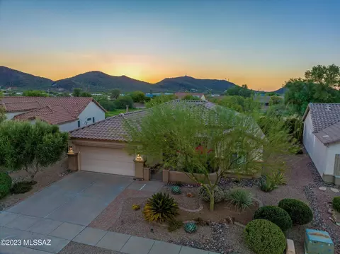 9701 N Arch Canyon Pl, Tucson, AZ 85743