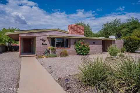 5557 E Mabel St, Tucson, AZ 85712
