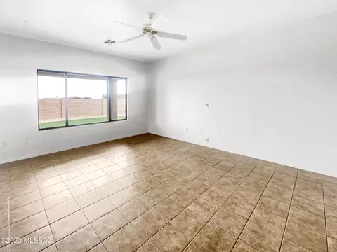 9271 E Bronze Hill Dr, Vail, AZ 85641 photo 2