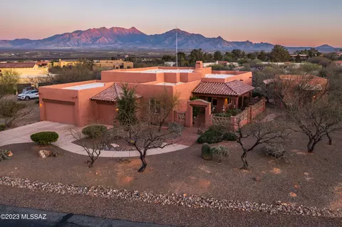 765 W Placita Quieta, Green Valley, AZ 85622