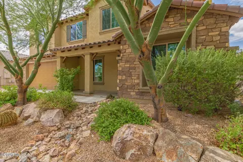 5766 S Clonmellon Ave, Tucson, AZ 85747