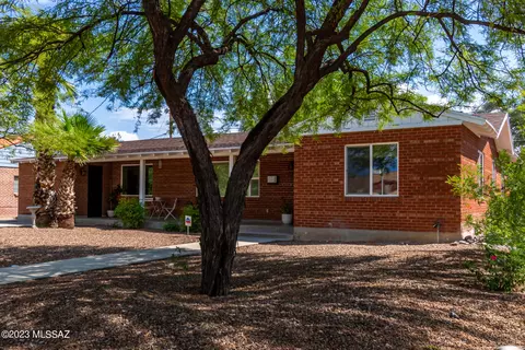 2236 E 8th St, Tucson, AZ 85719 photo 6