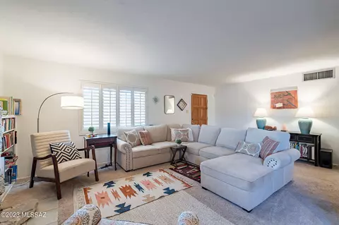 2225 N Hampton St, Tucson, AZ 85719