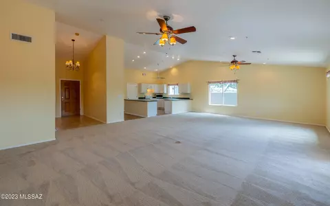 2740 E Lomas Dr, Vail, AZ 85641 photo 10