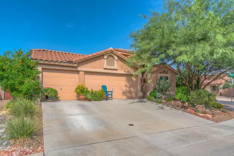 39706 S Diamond Bay Dr, Tucson, AZ 85739