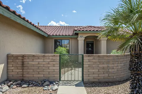 144 S Camino Del Portillo, Green Valley, AZ 85614