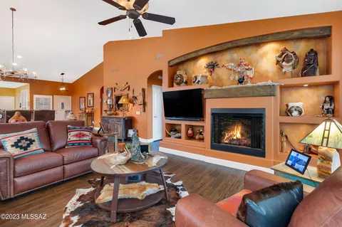 39062 S Casual Dr, Tucson, AZ 85739