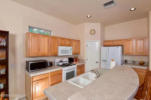 1527 E Tascal Loop, Oro Valley, AZ 85737 photo 24