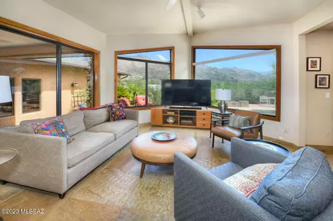 6630 E Placita Alhaja, Tucson, AZ 85750