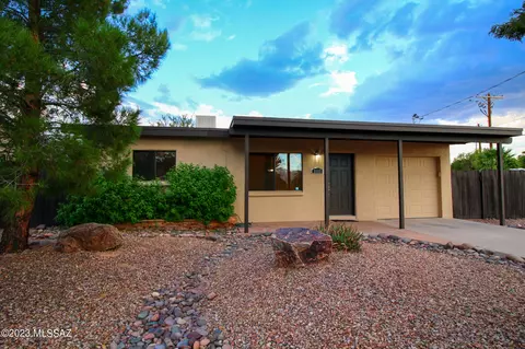 5602 E Mabel St, Tucson, AZ 85712