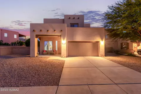 122 E Forrest Feezor St, Vail, AZ 85641