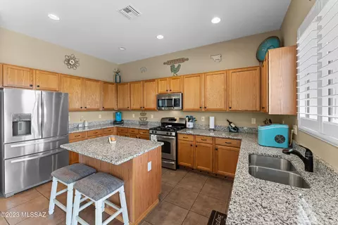122 E Forrest Feezor St, Vail, AZ 85641 photo 7