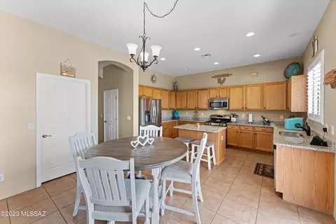 122 E Forrest Feezor St, Vail, AZ 85641 photo 11
