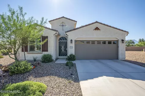 1546 E Blue Granite Dr, Green Valley, AZ 85614
