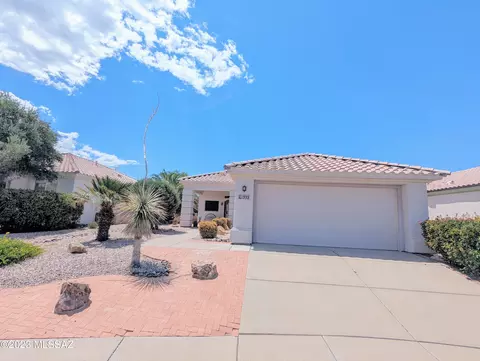315 W Hopkins Vista Dr, Green Valley, AZ 85614