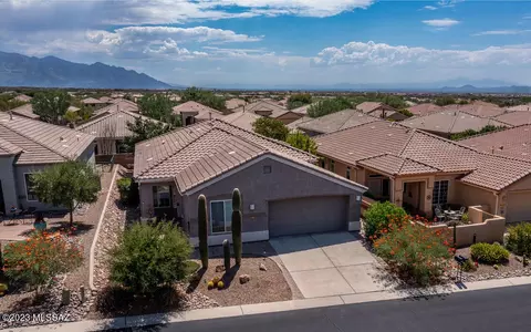 5088 W Desert Eagle Ci Cir, Marana, AZ 85658