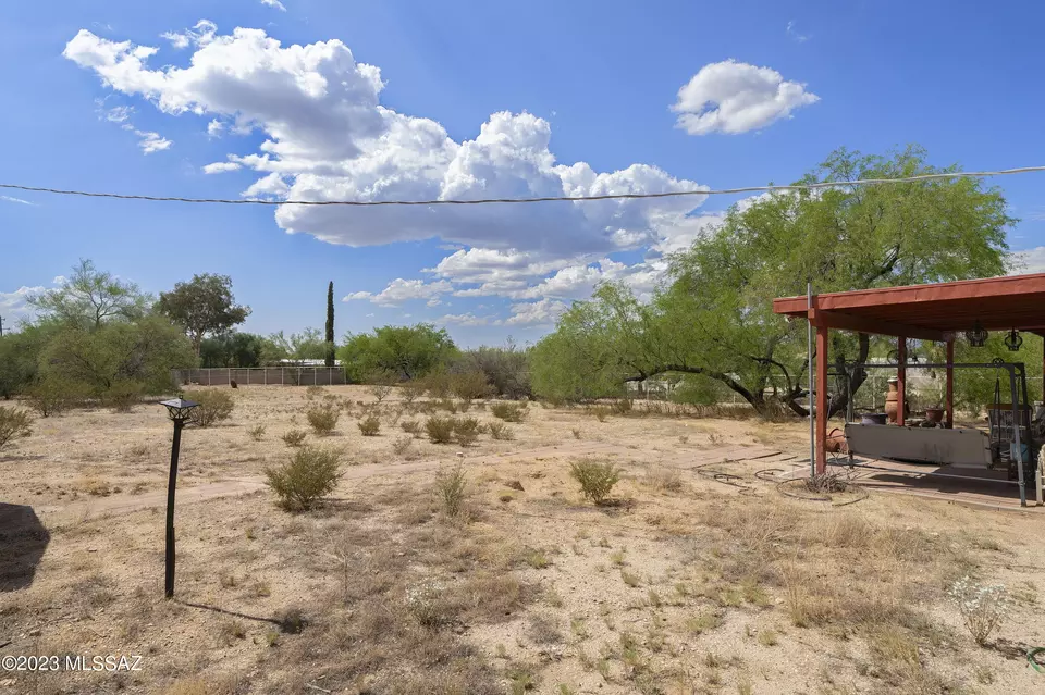  8435 N La Oesta Ave, Tucson, AZ 85704 photo 2