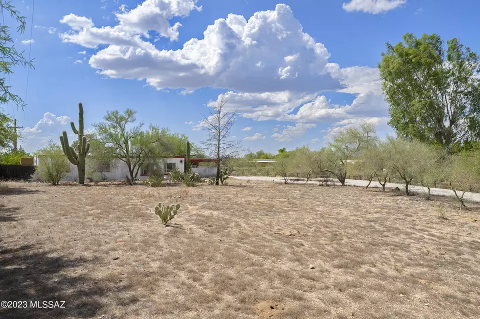  8435 N La Oesta Ave, Tucson, AZ 85704 photo 1