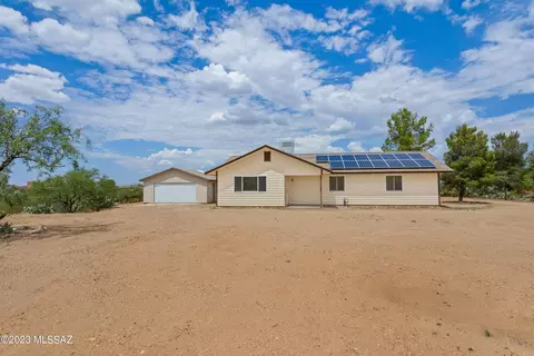 3061 E Calle Bacardi, Vail, AZ 85641