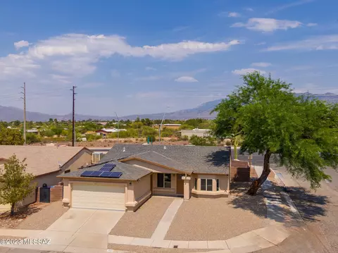 837 S Granite Falls Dr, Tucson, AZ 85748
