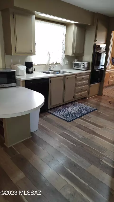 5000 E Grant Rd #36, Tucson, AZ 85712 photo 2
