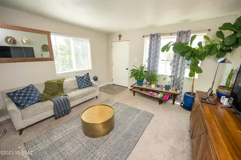 4547 E 14th St, Tucson, AZ 85711 photo 9