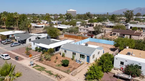 4547 E 14th St, Tucson, AZ 85711 photo 4