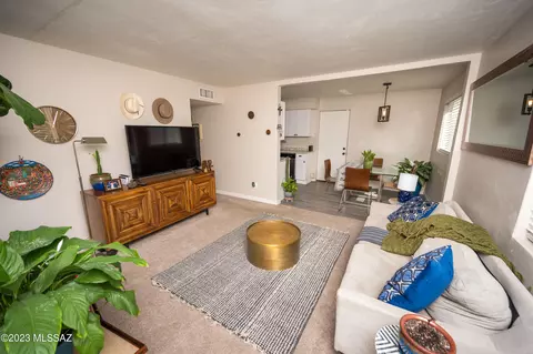4547 E 14th St, Tucson, AZ 85711 photo 7