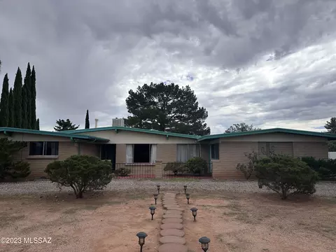 1809 Devonshire Dr, Sierra Vista, AZ 85635