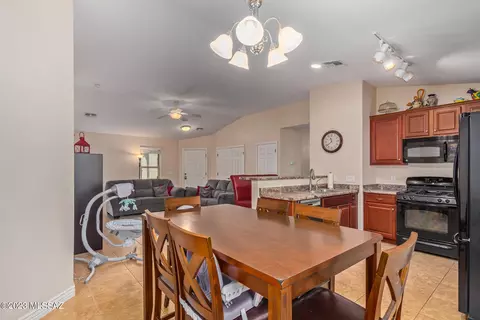 8026 Nautilus Dr, Tucson, AZ 85756 photo 8