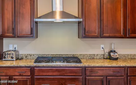 14027 E Voss St, Vail, AZ 85641 photo 9
