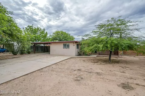 4782 Eastland St, Tucson, AZ 85711