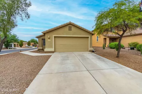 12825 N Steamboat Dr, Marana, AZ 85653