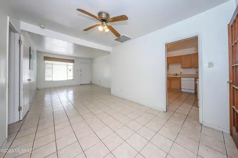 6574 E 12th St, Tucson, AZ 85710 photo 9