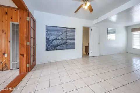 6574 E 12th St, Tucson, AZ 85710 photo 8