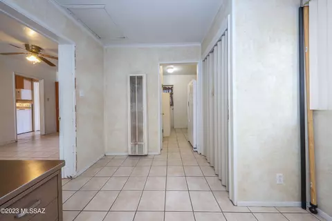 6574 E 12th St, Tucson, AZ 85710 photo 18