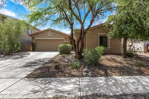 10562 E Ravenswood St, Tucson, AZ 85747