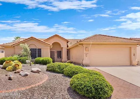 38221 S Silverwood Dr, Saddlebrooke, AZ 85739