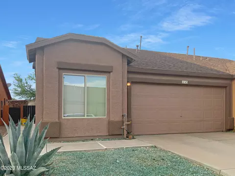 2143 E Calle Los Marmoles, Tucson, AZ 85706
