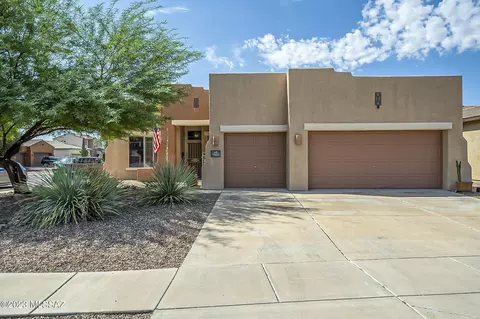 7535 W Cosmic Sky Dr, Tucson, AZ 85743