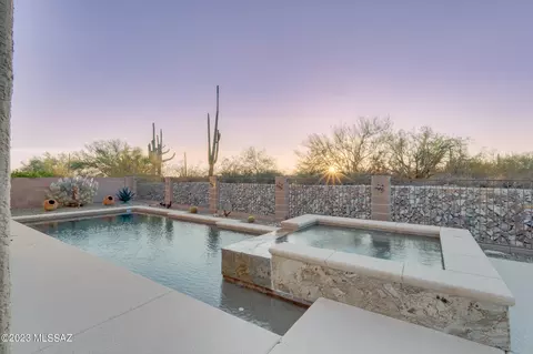 12649 N Gentle Rain Dr, Marana, AZ 85653