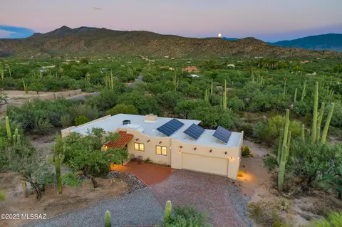 4620 N Avenida Polacca, Tucson, AZ 85749