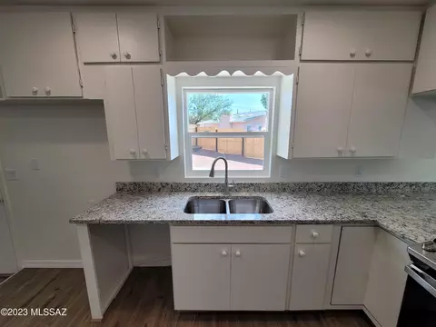 461 E Mark St, Benson, AZ 85602 photo 7