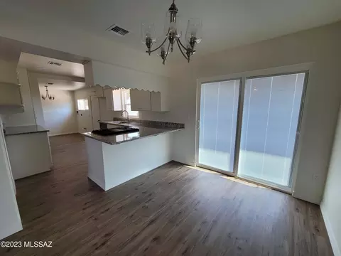 461 E Mark St, Benson, AZ 85602 photo 5