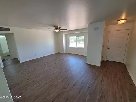 461 E Mark St, Benson, AZ 85602 photo 4