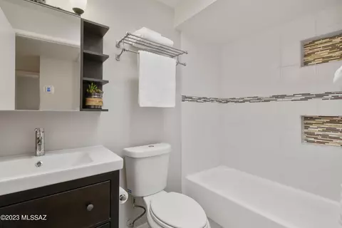 33 E Mediterranean Dr, Tucson, AZ 85704 photo 21