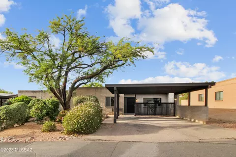 33 E Mediterranean Dr, Tucson, AZ 85704 photo 2