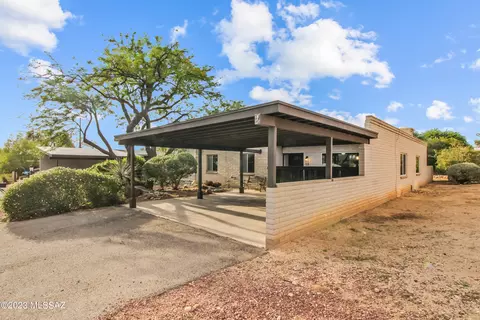 33 E Mediterranean Dr, Tucson, AZ 85704 photo 3